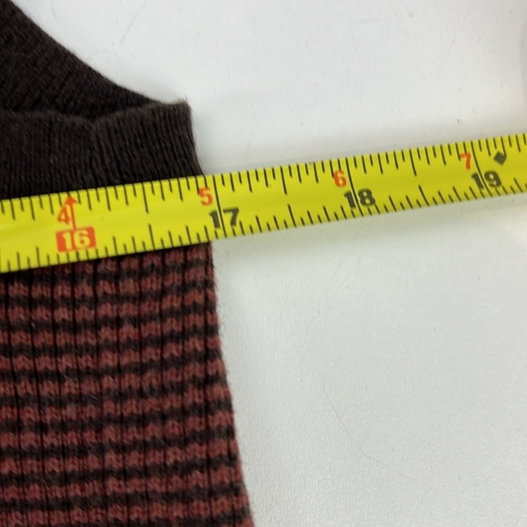 Guess Unisex Striped Vest size Medium - Picture 6 of 8